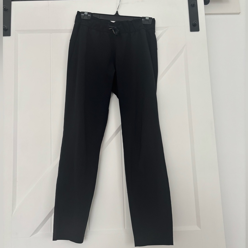 Lululemon black pants